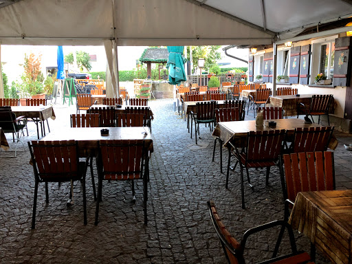 Finyas Taverne im Lutzgarten