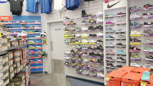 Sporting Goods Store «Big 5 Sporting Goods - San Pedro», reviews and photos, 529 S Gaffey St, San Pedro, CA 90731, USA