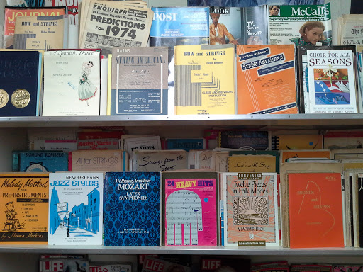 Used Book Store «Paperbacks Plus», reviews and photos, 108 E Davis St, Mesquite, TX 75149, USA