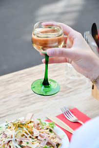 Plats et boissons du Restaurant de spécialités alsaciennes L'Alsacien République - Restaurant / Bar à Flammekueche à Paris - n°19