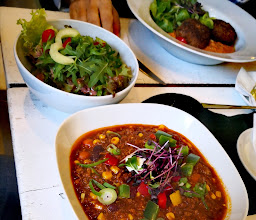 Eins Essen und Trinken photo