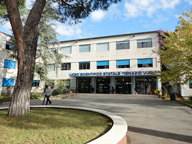 Liceo Scientifico Statale Ignazio Vian Largo Cesare Pavese, 1, 00062 Bracciano RM, Italia