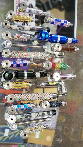 Tobacco Shop «Tobacco Cigar», reviews and photos, 1596 N Farnsworth Ave, Aurora, IL 60505, USA