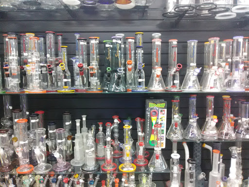 Tobacco Shop «HWY 6 SMOKE SHOP», reviews and photos, 6810 S Texas 6, Houston, TX 77083, USA