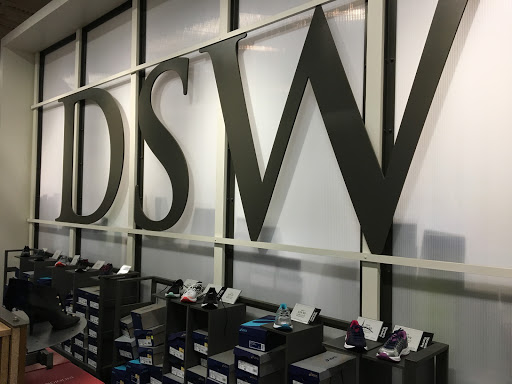 Shoe Store «DSW Designer Shoe Warehouse», reviews and photos, 300 Commons Way, Bridgewater, NJ 08807, USA
