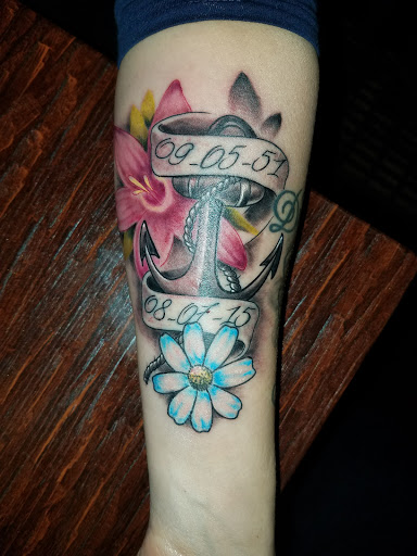 Tattoo Shop «Renaissance Studios», reviews and photos, 112 Washington Ave, Endicott, NY 13760, USA