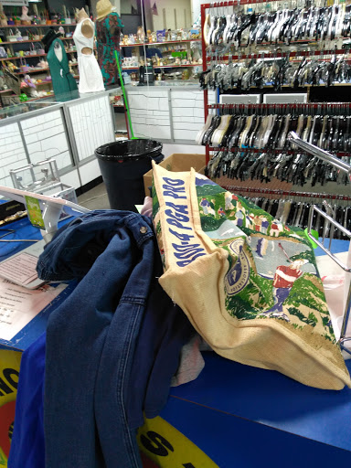 Thrift Store «Red Racks & Dav Thrift Stores», reviews and photos, 2855 S Kansas Expy, Springfield, MO 65807, USA