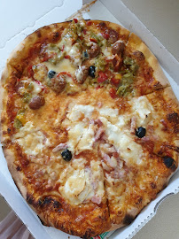 Plats et boissons du Pizzas à emporter Pizzeria Launa à Le Vigan - n°5