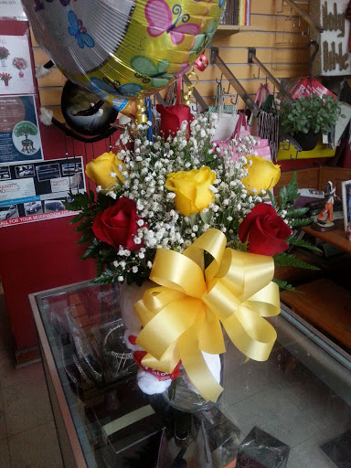 Florist «The Flower Pot & Basket Shop», reviews and photos, 5631 W Madison St, Chicago, IL 60644, USA