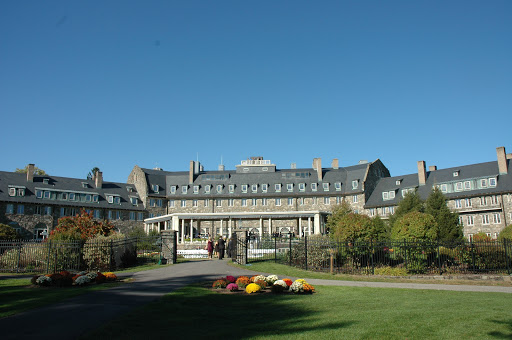 General Contractor «Nauman Contracting & Roofing», reviews and photos, 455 Chestnut St, East Stroudsburg, PA 18301, USA