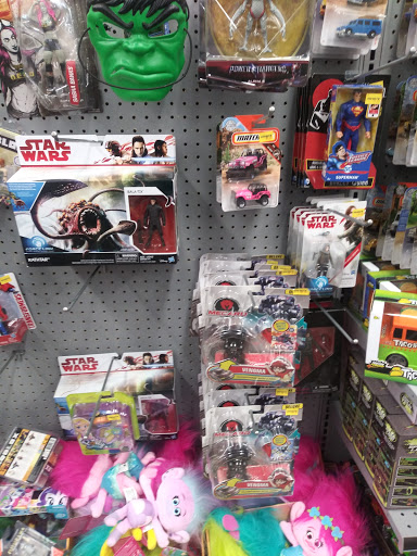 Variety Store «Five Below», reviews and photos, 846 Pelham Pkwy, Pelham, NY 10803, USA