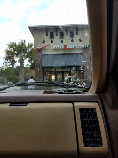 Cell Phone Store «Verizon», reviews and photos, 264 Robert Smalls Pkwy, Beaufort, SC 29906, USA