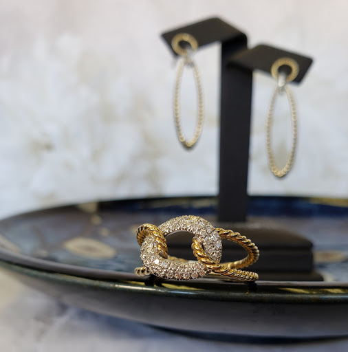 Jewelry Store «Jewel Box of Morgan Hill», reviews and photos, 17190 Monterey St # 101, Morgan Hill, CA 95037, USA