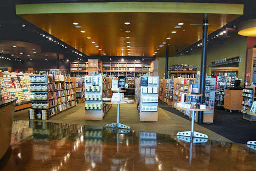 Christian Book Store «The Harvest Bookstore», reviews and photos, 6115 Arlington Ave, Riverside, CA 92504, USA