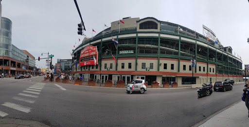 Sportswear Store «Sports World Chicago», reviews and photos, 3555 N Clark St, Chicago, IL 60657, USA