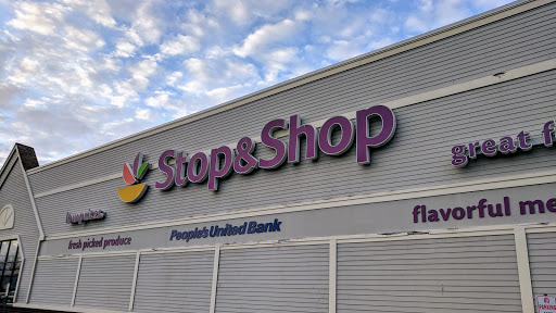 Grocery Store «Super Stop & Shop», reviews and photos, 1391 Main St, Willimantic, CT 06226, USA