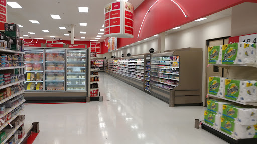 Department Store «Target», reviews and photos, 13301 Gateway Center Dr, Gainesville, VA 20155, USA