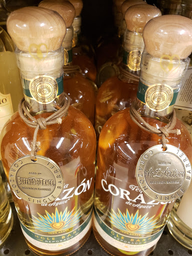 Liquor Store «Liquor City Uncorked», reviews and photos, 501 Crescent Ave, Covington, KY 41011, USA