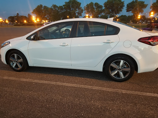 Kia Dealer «Luther Kia of Bloomington», reviews and photos, 1701 American Blvd W, Minneapolis, MN 55431, USA