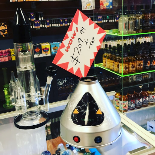 Tobacco Shop «Smoke House Vapes & Tobacco», reviews and photos, 3808 High Point Rd, Greensboro, NC 27407, USA