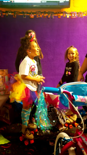 Roller Skating Rink «Magic Wheels Skating Center», reviews and photos, 1671 Fort Campbell Blvd, Clarksville, TN 37042, USA