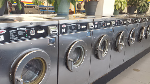 300 E Mercury Blvd, Hampton, VA 23663, USA