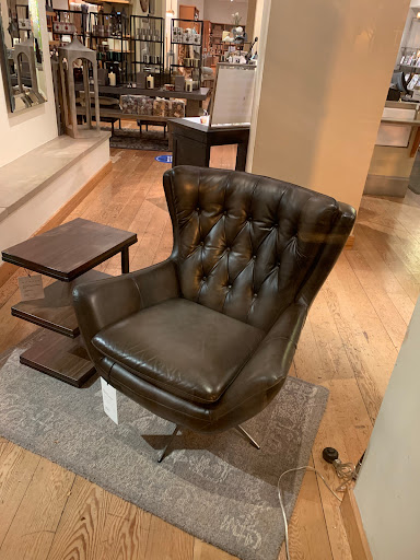 Furniture Store «Pottery Barn», reviews and photos, 2700 Clarendon Blvd r100, Arlington, VA 22201, USA