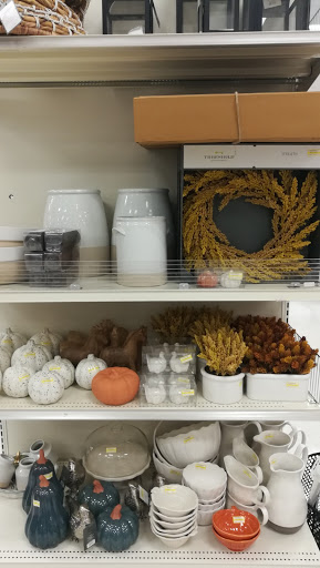 Department Store «Target», reviews and photos, 6100 Shingle Creek Pkwy, Brooklyn Center, MN 55430, USA