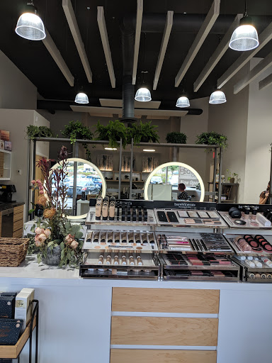 Hair Salon «Beautiful People Salon & Spa», reviews and photos, 136 Berlin Rd, Cromwell, CT 06416, USA