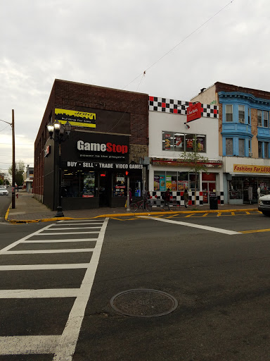 Video Game Store «GameStop», reviews and photos, 6001 Bergenline Ave, West New York, NJ 07093, USA