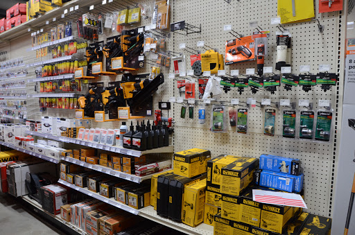 Hardware Store «Ace Hardware & Outdoor Center», reviews and photos, 900 N Galena Ave, Dixon, IL 61021, USA