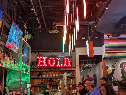 Shopping Mall «Lincolnshire Commons», reviews and photos, 900 Milwaukee Ave, Lincolnshire, IL 60069, USA