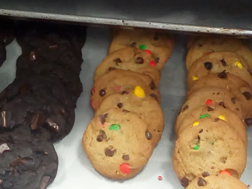 Cookie Shop «Insomnia Cookies», reviews and photos, 1913 S 4th St, Louisville, KY 40208, USA