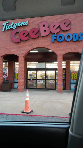 Grocery Store «Tietgens Cee Bee», reviews and photos, 815 N Main St, Mt Pleasant, TN 38474, USA