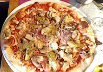 Pizza du Pizzeria Luigi à Saint-Lary-Soulan - n°4