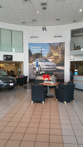 Volkswagen Dealer «AutoNation Volkswagen Las Vegas», reviews and photos, 6375 W Sahara Ave, Las Vegas, NV 89146, USA