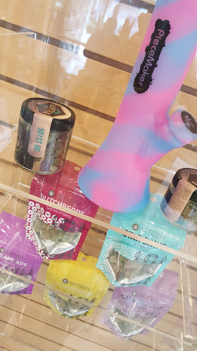 Cannabis store «Higher Leaf Marijuana Bellevue», reviews and photos, 3079 156th Ave SE, Bellevue, WA 98007, USA