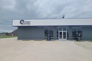 tire store service center image