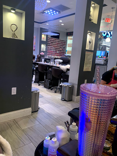 Nail Salon «Trendy Nails & Spa», reviews and photos, 8661 Colesville Rd, Silver Spring, MD 20910, USA