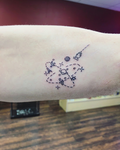 Tattoo Shop «The Experience Ink Tattoo & Smoke Shop», reviews and photos, 15534 Devonshire St, Mission Hills, CA 91345, USA