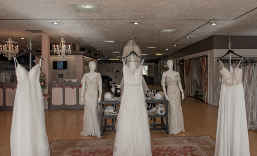 Consignment Shop «The Altar Bridal Consignment», reviews and photos, 9629 W Colfax Ave, Lakewood, CO 80215, USA