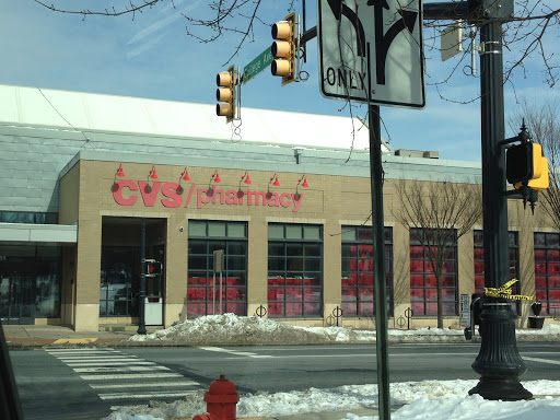 CVS, 551 Harrisburg Ave, Lancaster, PA 17603, USA, 