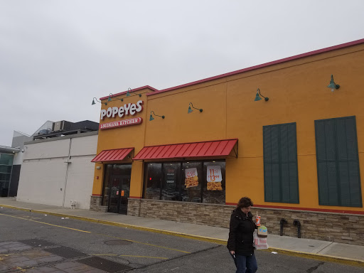 Shopping Mall «Westfield South Shore», reviews and photos, 1701 Sunrise Hwy, Bay Shore, NY 11706, USA