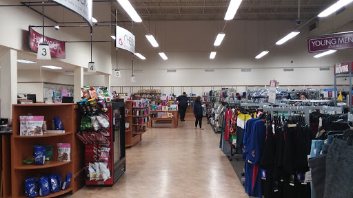 Clothing Store «Burlington Coat Factory», reviews and photos, 250 S Randall Rd, Elgin, IL 60123, USA