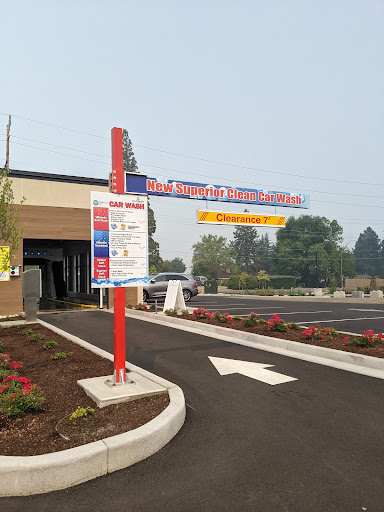 Pinnacle Car Wash en Medford