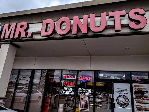 Mr Donut & Kolache, 4607 Hwy 6 N, Houston, TX 77084, USA, 