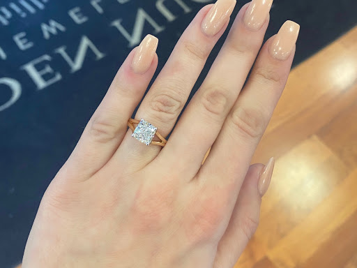 Jewelry Store «Golden Nugget Jewelers», reviews and photos, 800 Chestnut St, Philadelphia, PA 19107, USA