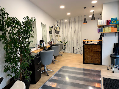 98 AVENUE COIFFURE & ESTHÉTIQUE à Vichy