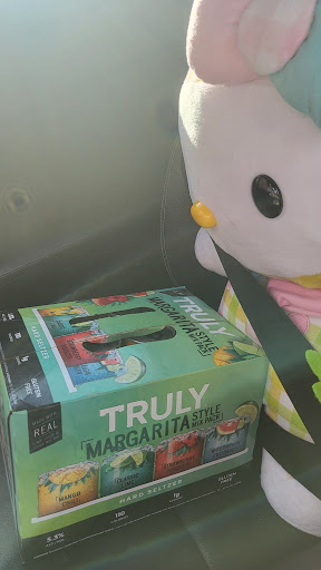 Wine Store «BevMo!», reviews and photos, 2860 W Grant Line Rd, Tracy, CA 95304, USA