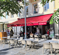 Atmosphère du Restaurant servant le petit-déjeuner Brioche Dorée à Nice - n°2